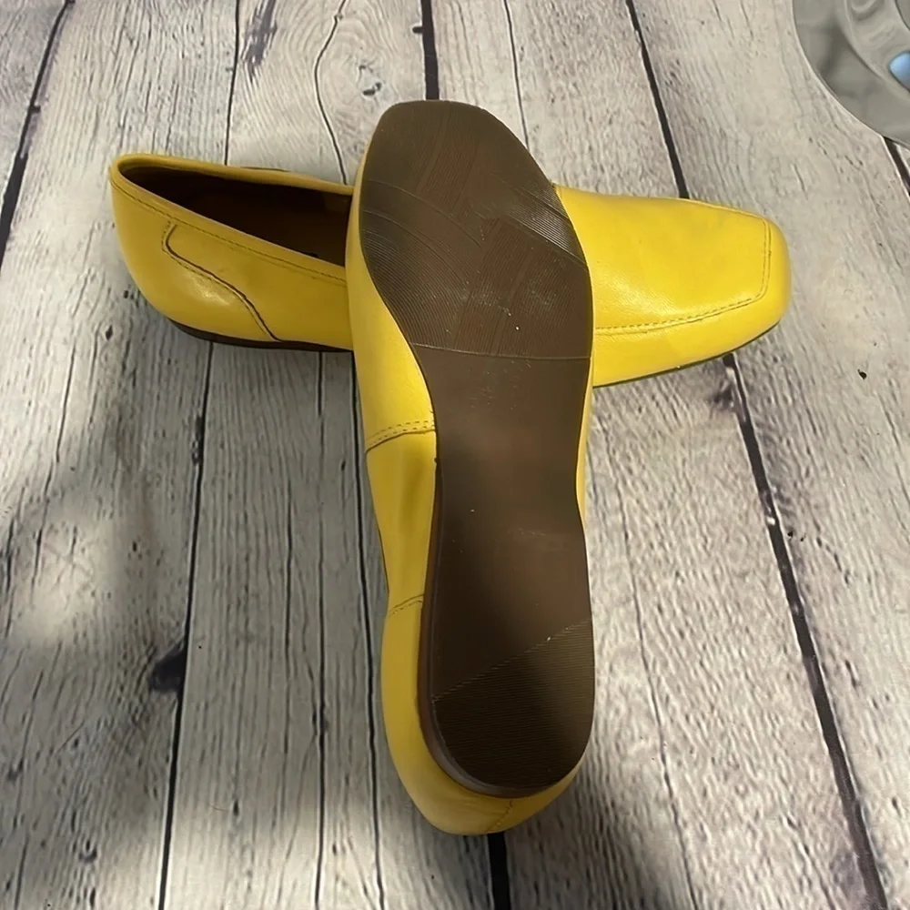 Array lemon yellow leather flats Size 6.5 - Picture 6 of 9